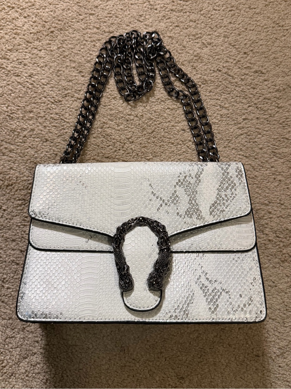 White Snake-Embossed Chain Shoulder Bag